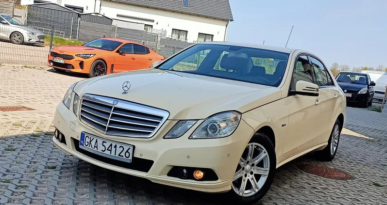 mercedes benz Mercedes-Benz Klasa E cena 36900 przebieg: 345000, rok produkcji 2011 z Strumień
